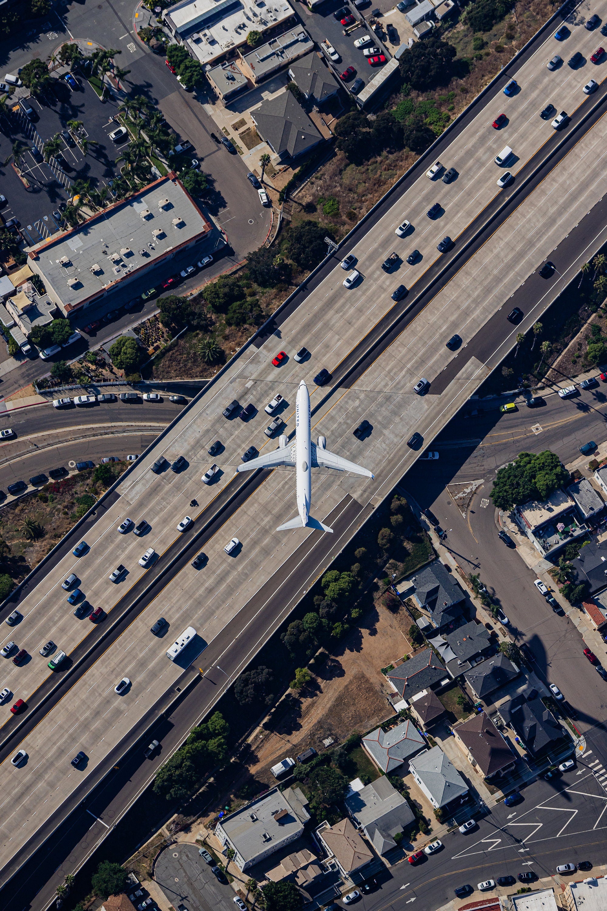 Boeing 737 - United Airlines - San Diego International Airport - Fine Art Aerial Photography by Toby Harriman - 1 (Metal & Bamboo Prints)